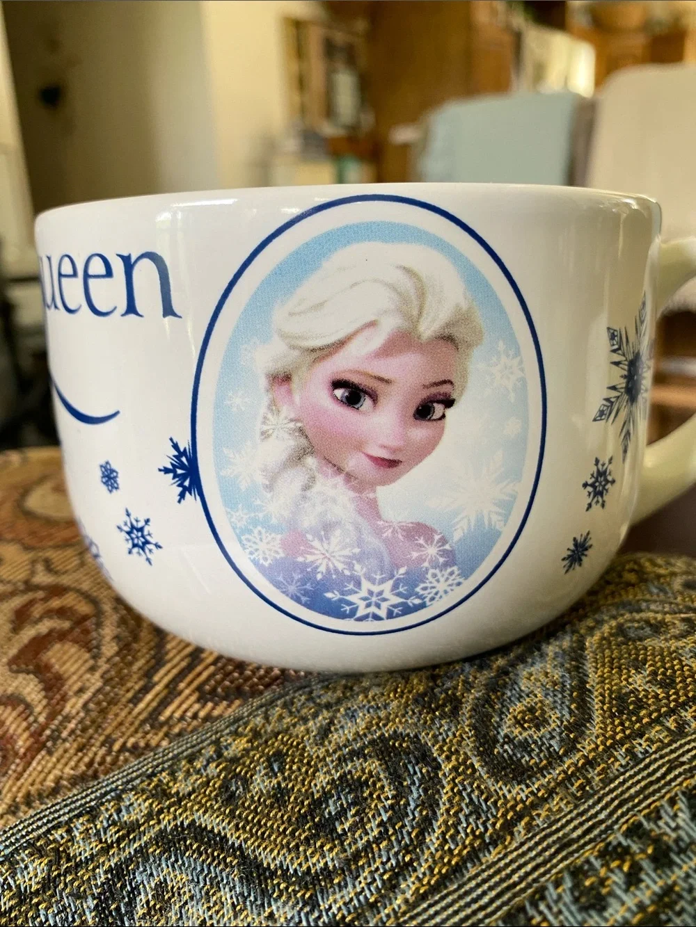DISNEY'S Frozen Elsa “Snow Queen” Large Mug/Bowl